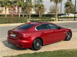 جاكوار XE